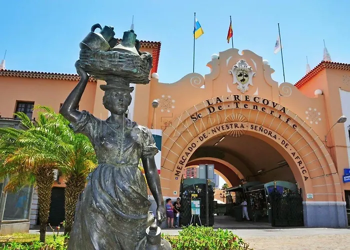Recova Modern Family - Next To African Market